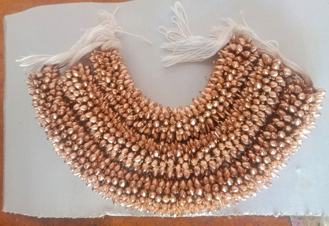 Traditional Gold Colour Nandhiya Vattam Bridal Hair Flower Set – 12, 10 & 8 Inch (Set of 3)