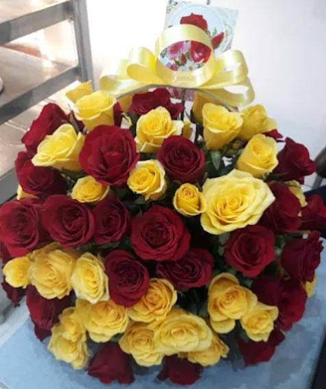 Premium Red & Yellow Rose Flower Basket