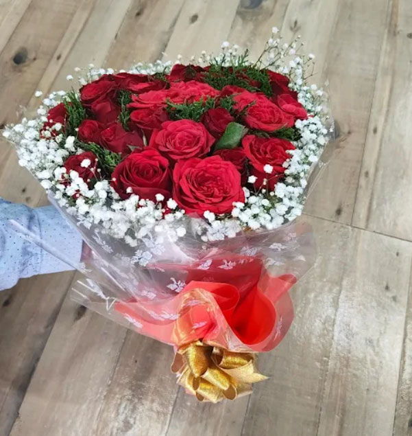 Crimson Love Roses Bouquet