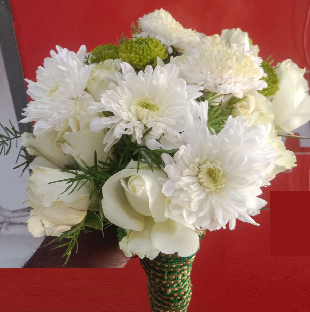 Elegant White Roses & Chrysanthemum Bouquet