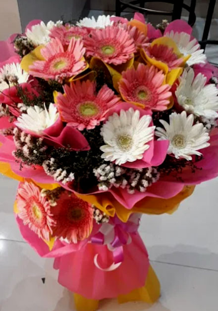 Premium Pink & White Gerbera Flower Bouquet