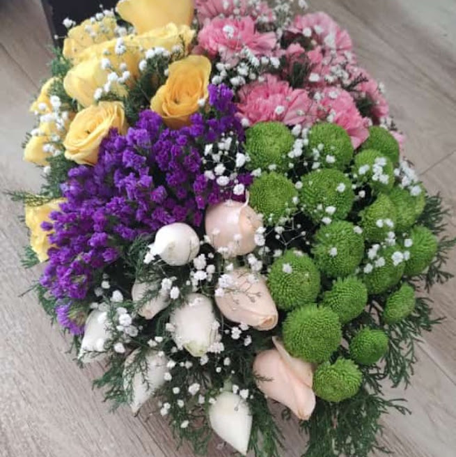 Yellow & Pastel Roses with Green Chrysanthemum Mixed Flower Arrangement